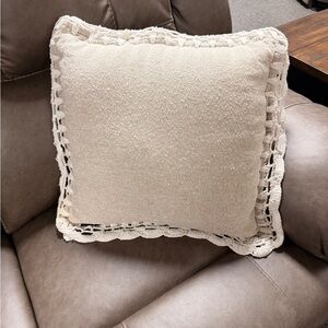 Elegant Cream Throw Pillow with Crochet Trim